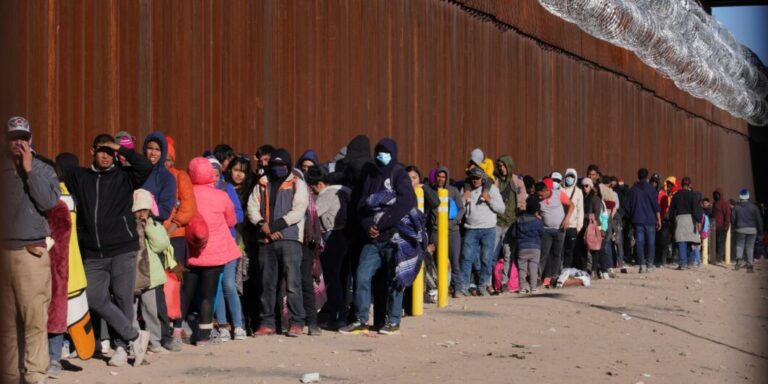 latest breaking, The 2025 Government Shutdown, border El paso 2022