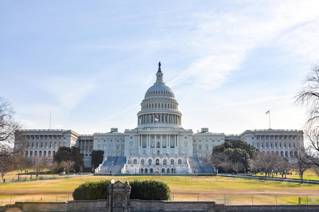 latest breaking, Alphabetical by Senator Name, us, capitol, building